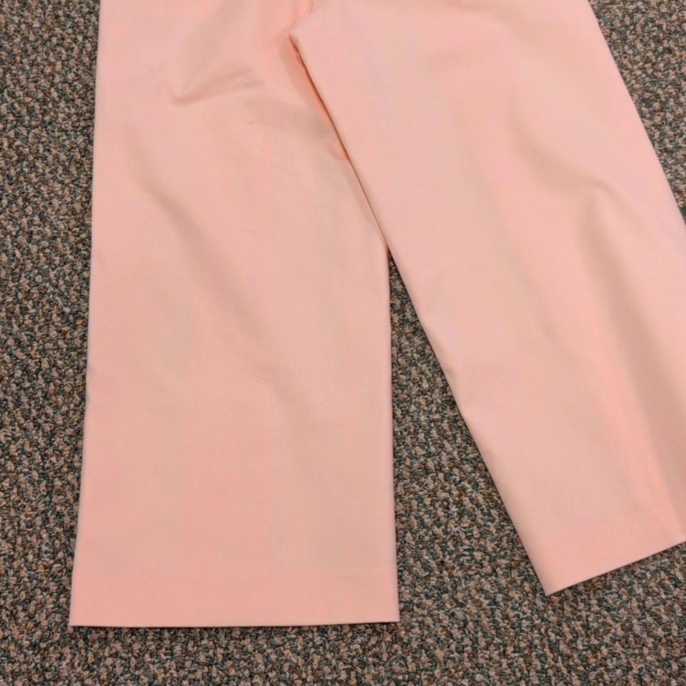 White House Black Market Perfect Form Crop Pants. Blush Color. Size 4R - Picture 5 of 10